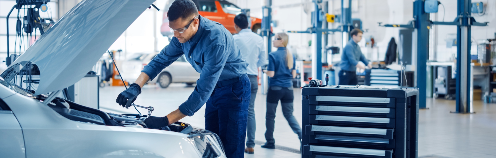 GM-Certified technician working on a vehicle