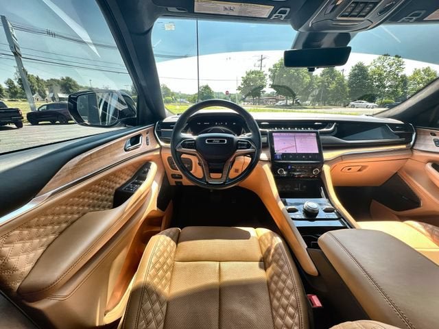 2025 Jeep Grand Cherokee L Summit Reserve 4x4
