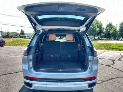 2025 Jeep Grand Cherokee L Summit Reserve 4x4