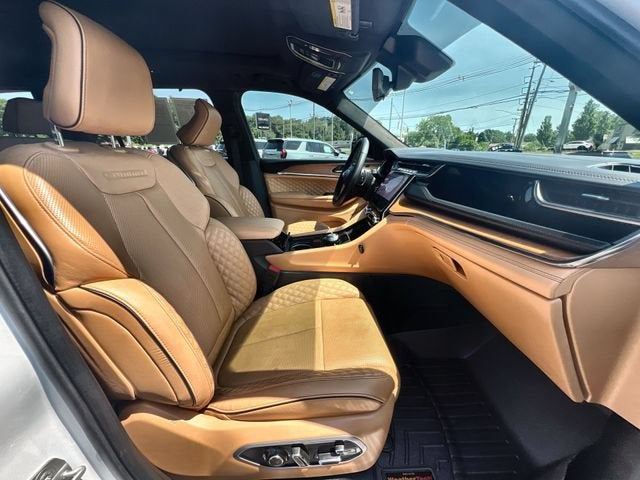 2025 Jeep Grand Cherokee L Summit Reserve 4x4
