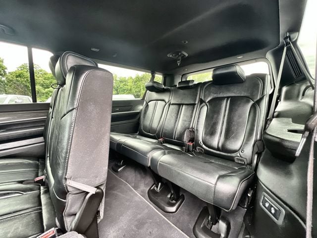 2024 Jeep Wagoneer L Series II - Photo 31
