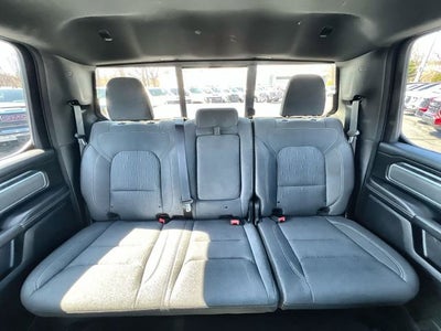 2019 RAM 1500 Big Horn/Lone Star Crew Cab 4x4 5'7" Box