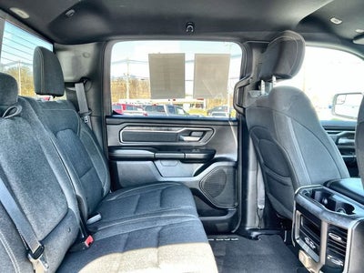 2019 RAM 1500 Big Horn/Lone Star Crew Cab 4x4 5'7" Box