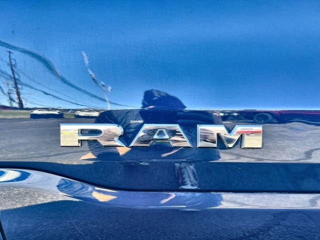 2019 RAM 1500 Big Horn/Lone Star Crew Cab 4x4 5'7" Box