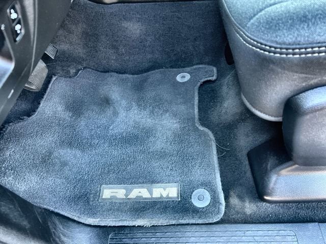 2019 RAM 1500 Big Horn/Lone Star Crew Cab 4x4 5'7" Box