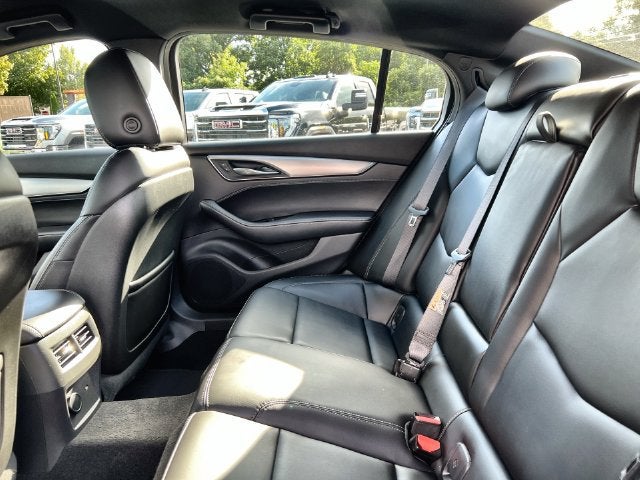 2022 Cadillac CT5 Luxury