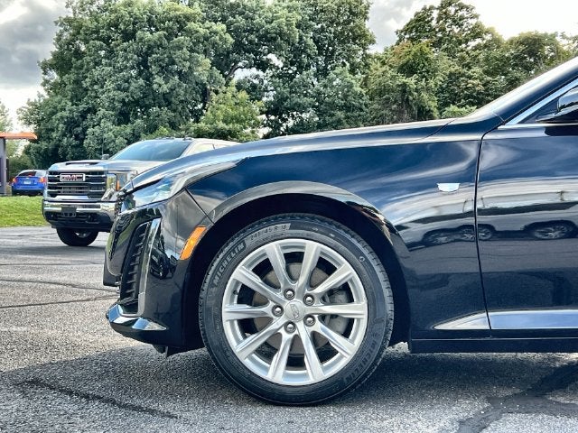 2022 Cadillac CT5 Luxury