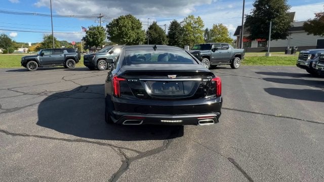2022 Cadillac CT5 Luxury
