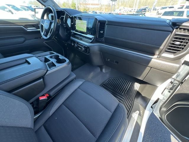 2022 Chevrolet Silverado 1500 LT (2FL)