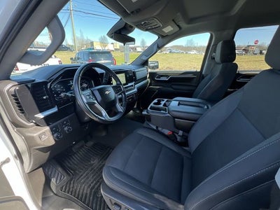 2022 Chevrolet Silverado 1500 LT (2FL)