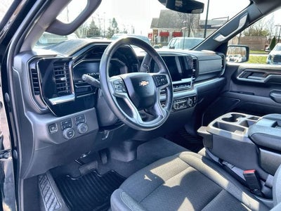 2023 Chevrolet Silverado 1500 LT (2FL)