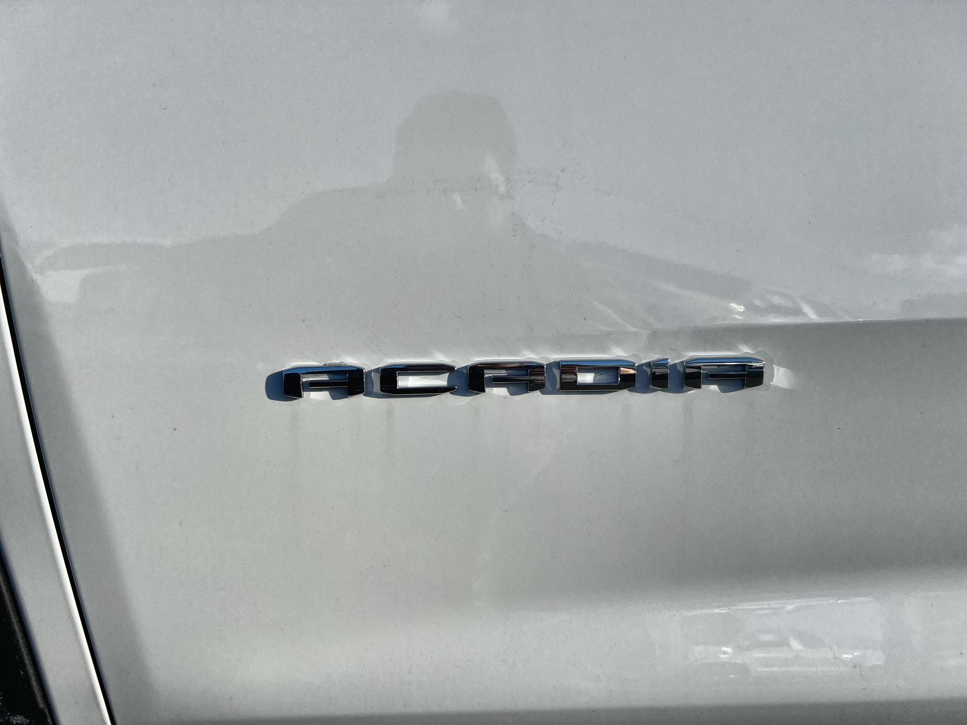 2026 GMC Acadia Elevation