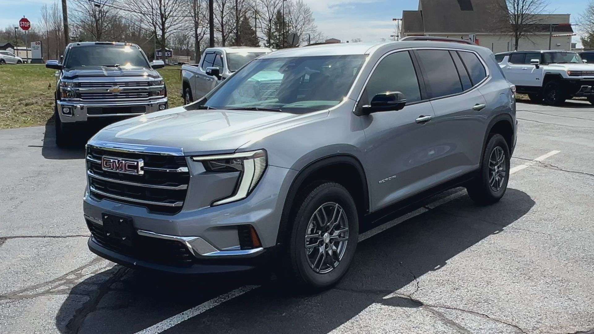2025 GMC Acadia Elevation