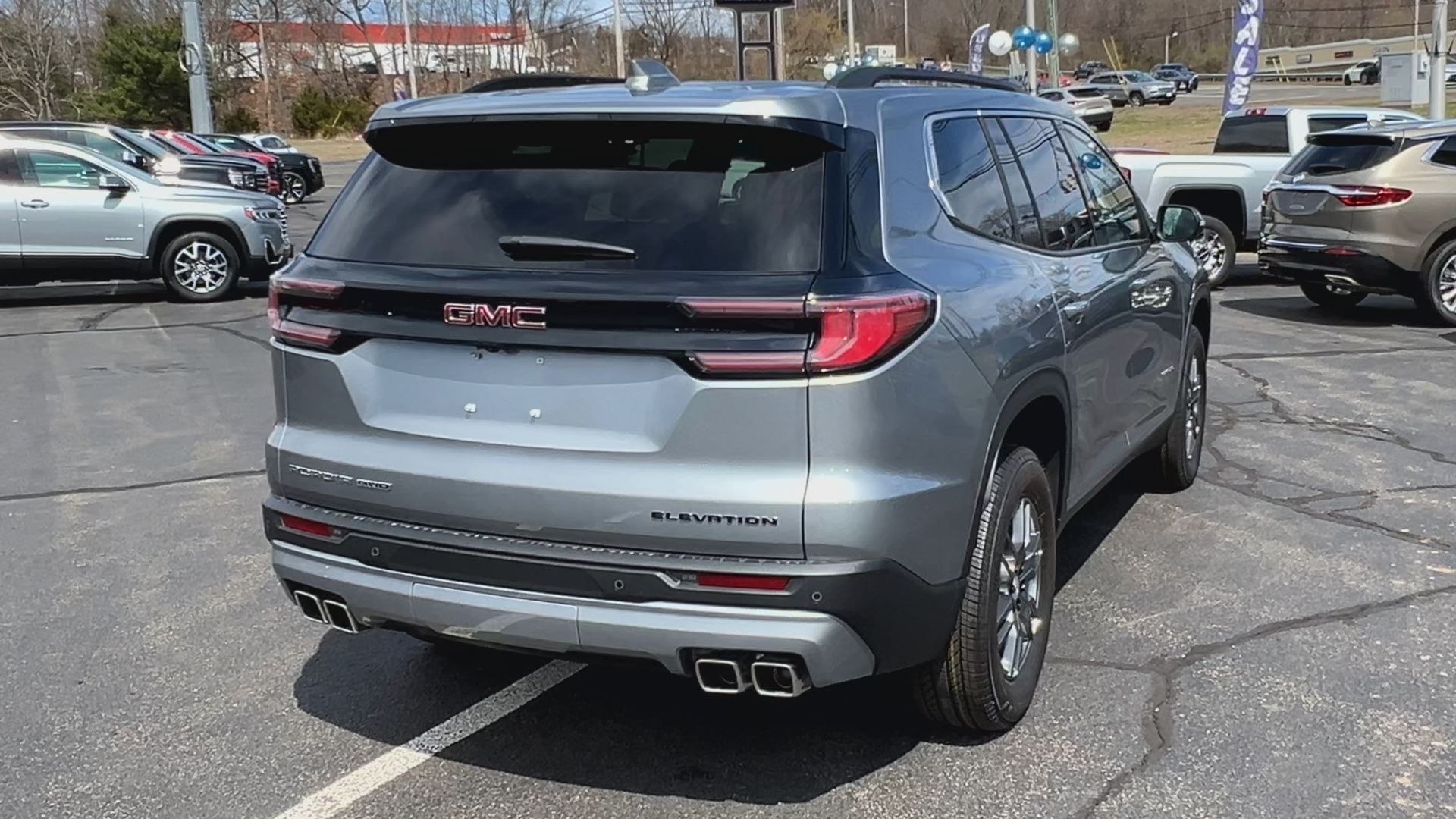 2025 GMC Acadia Elevation