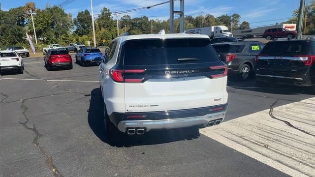 2024 GMC Acadia Denali