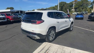 2024 GMC Acadia Denali