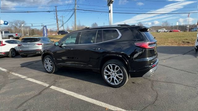 2024 GMC Acadia Denali