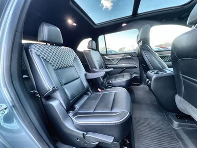 2024 GMC Acadia Denali