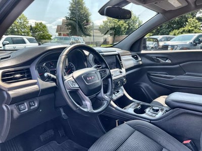 2023 GMC Acadia AT4