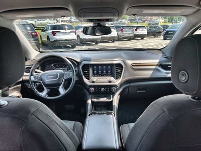 2023 GMC Acadia AT4