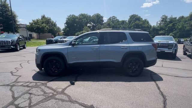 2023 GMC Acadia AT4