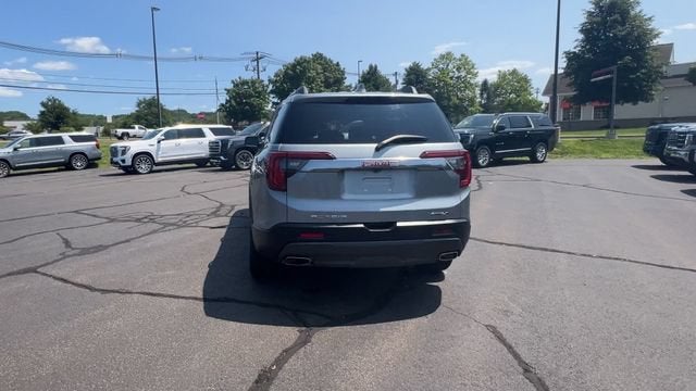 2023 GMC Acadia AT4