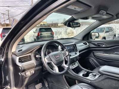 2022 GMC Acadia SLT