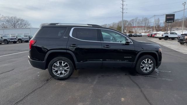 2022 GMC Acadia SLT