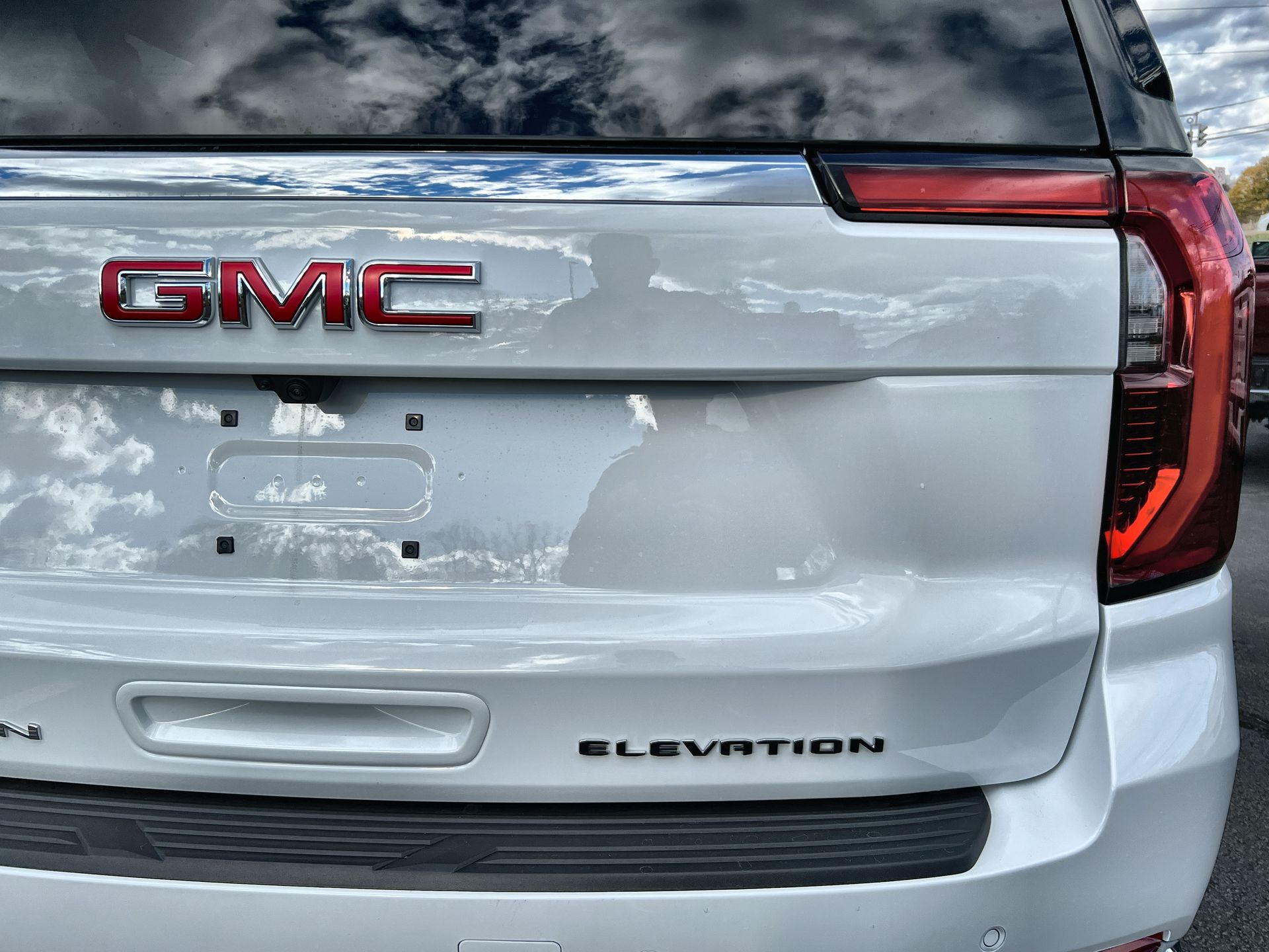 2026 GMC Yukon XL Elevation