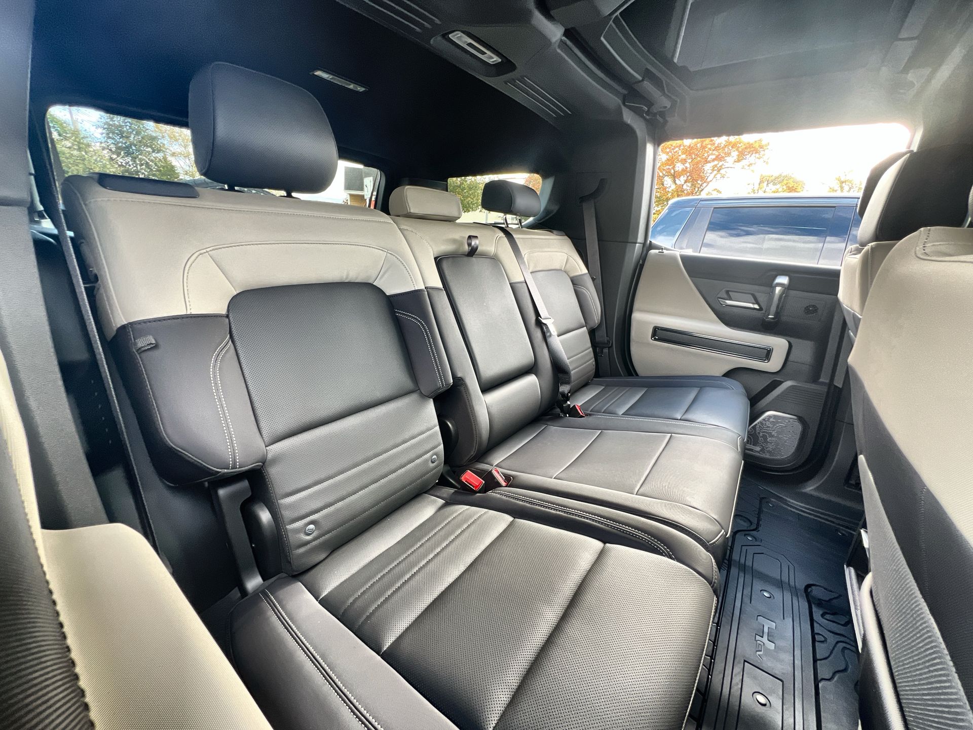 2026 GMC HUMMER EV SUV 2X