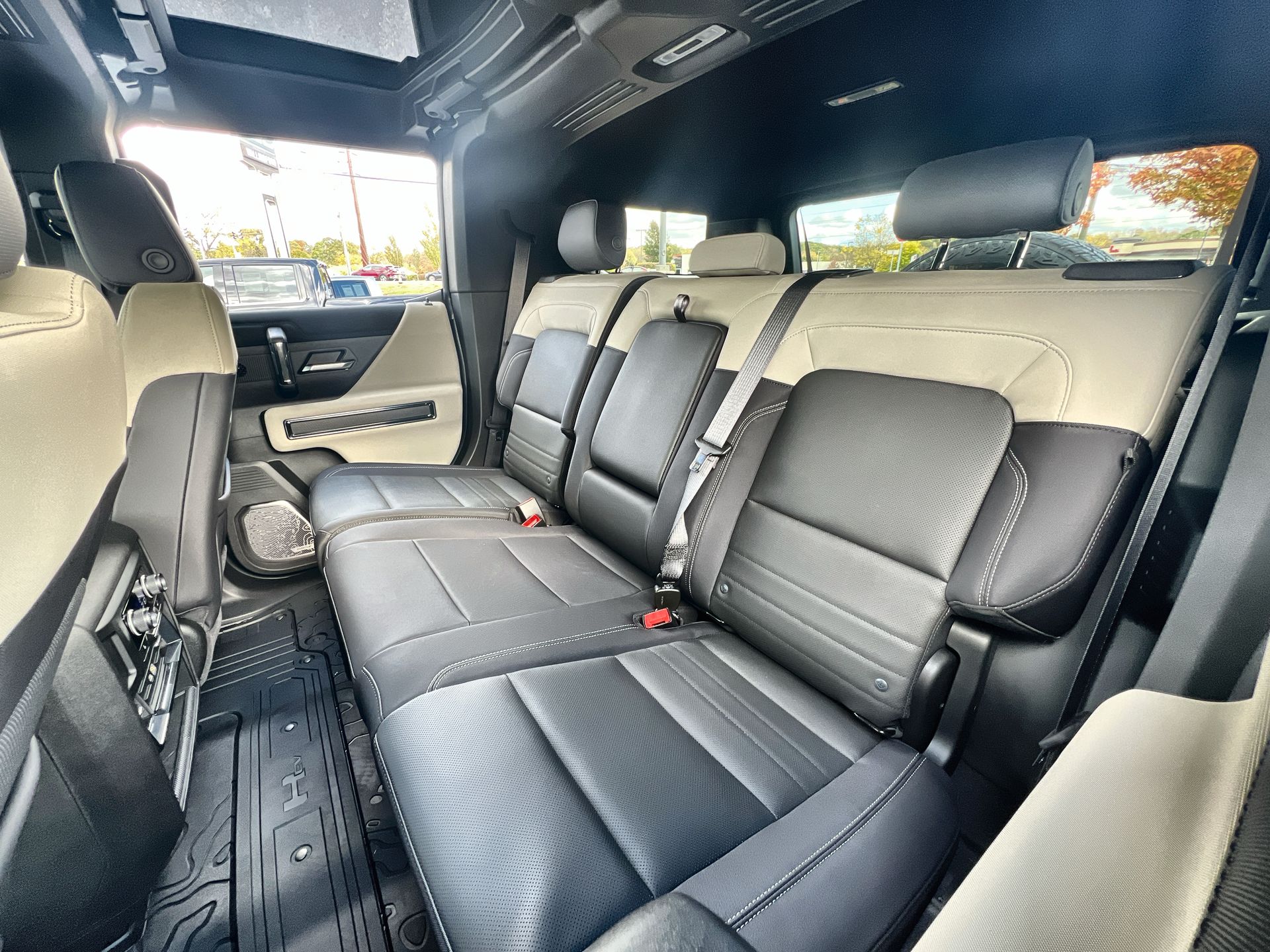 2026 GMC HUMMER EV SUV 2X