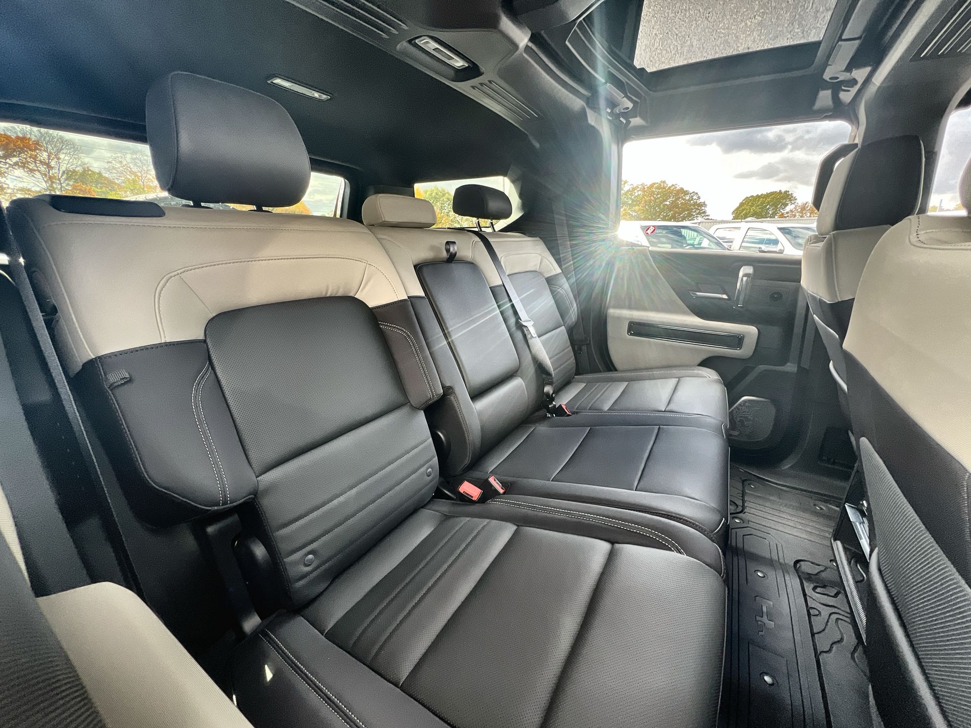 2026 GMC HUMMER EV SUV 2X