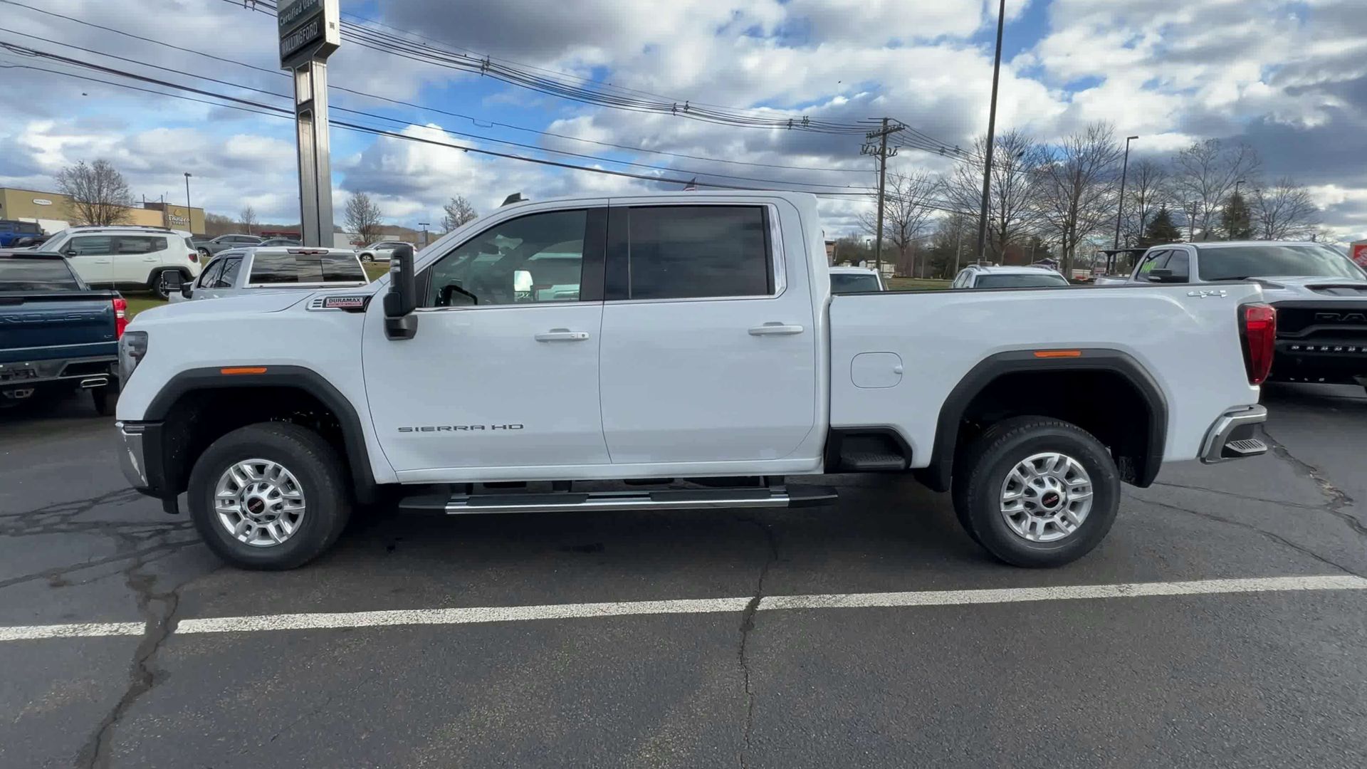 2026 GMC Sierra 2500 HD SLE