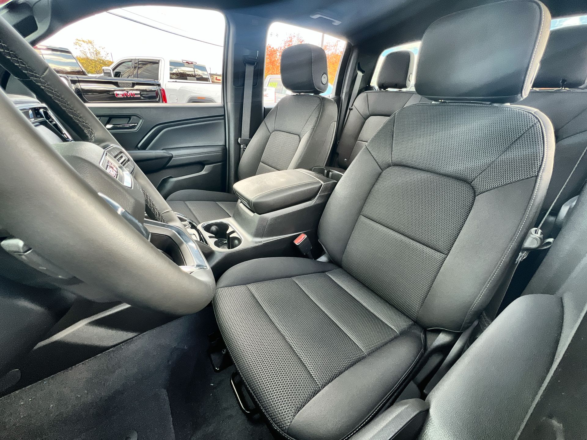 2025 GMC Canyon Elevation