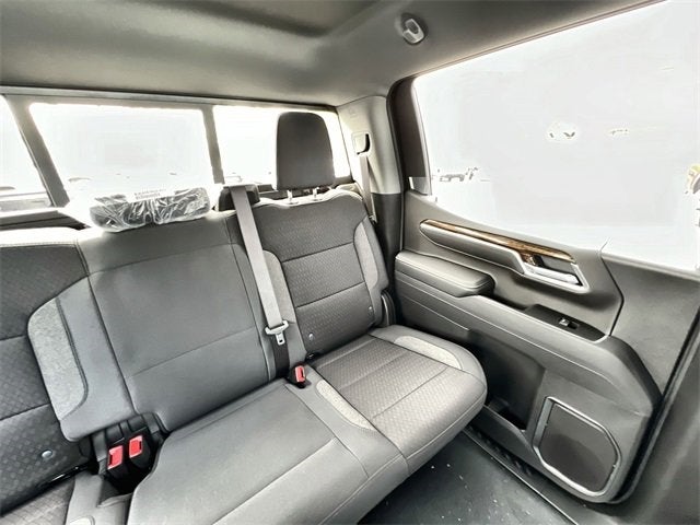 2025 GMC Sierra 1500 SLE