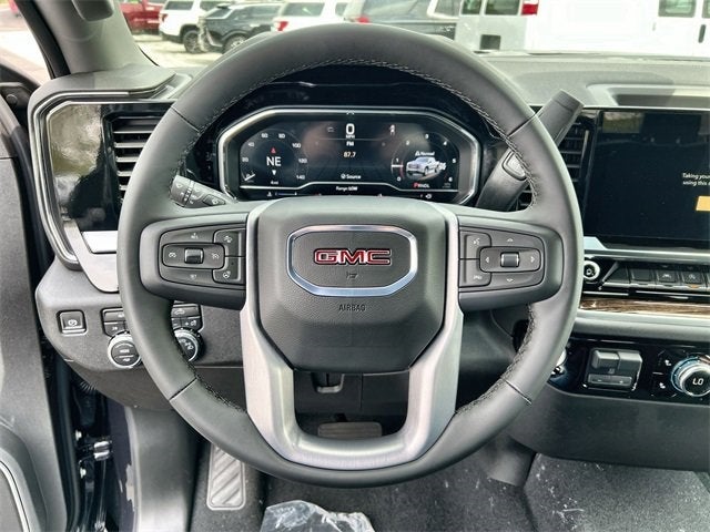 2025 GMC Sierra 1500 SLE