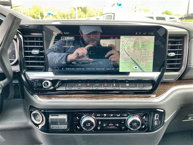 2025 GMC Sierra 1500 SLE