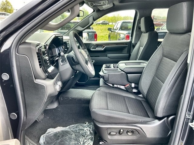 2025 GMC Sierra 1500 SLE