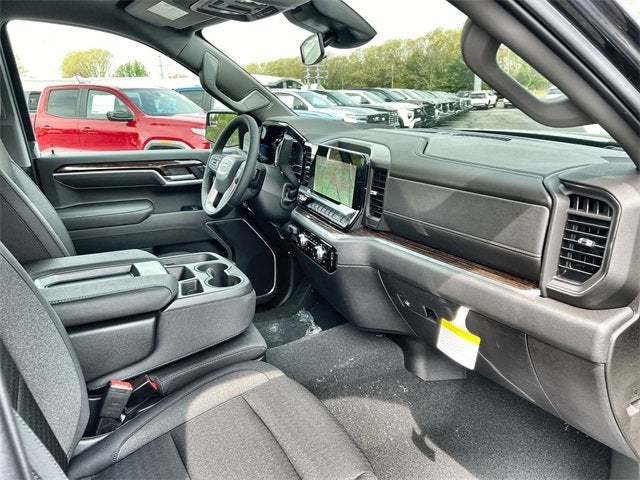 2025 GMC Sierra 1500 SLE