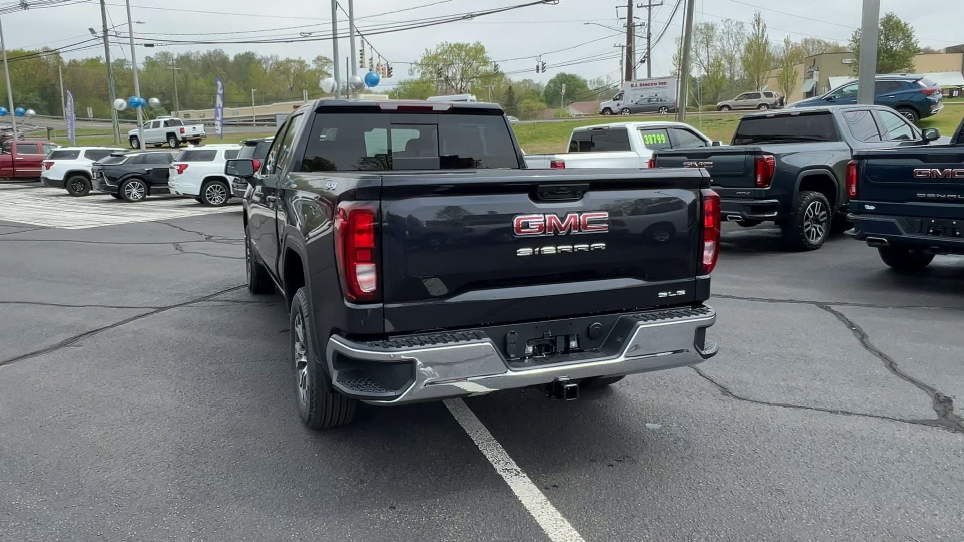 2025 GMC Sierra 1500 SLE