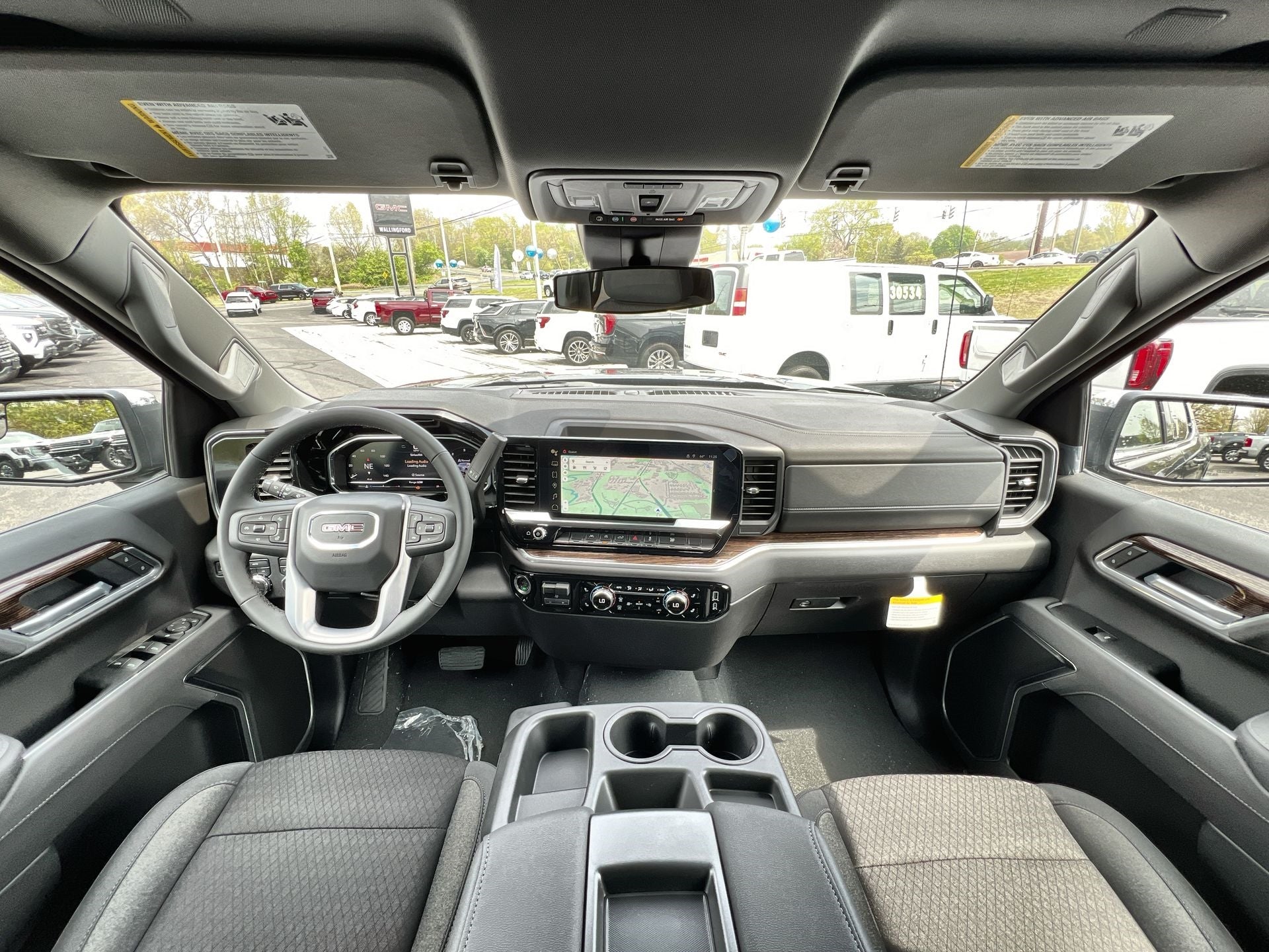 2025 GMC Sierra 1500 SLE