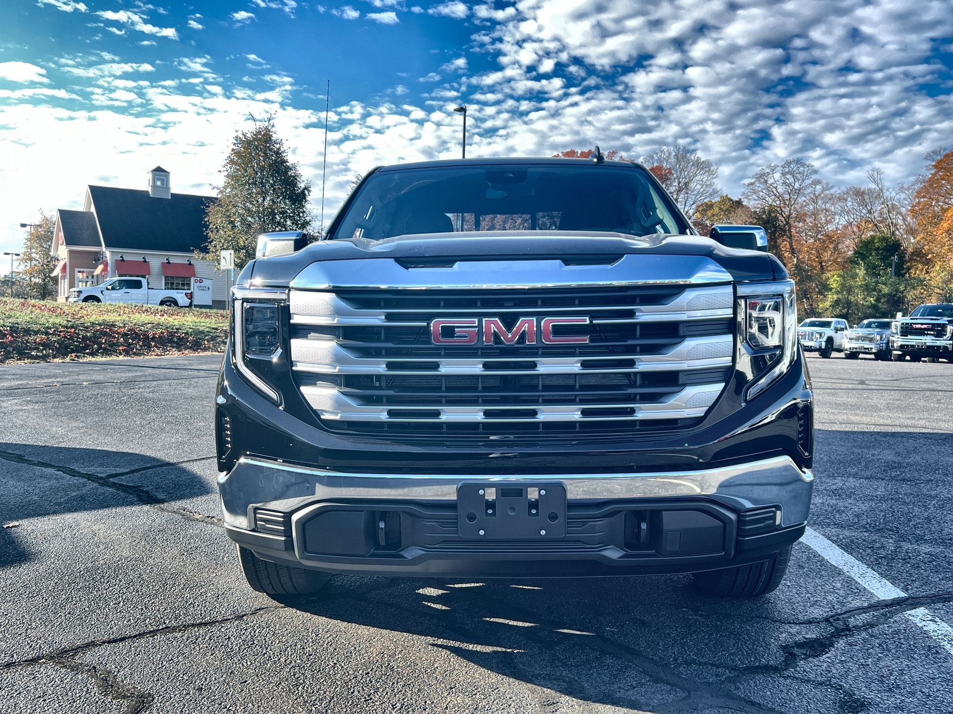 2026 GMC Sierra 1500 SLE