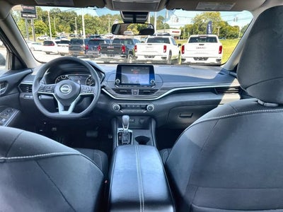 2025 Nissan Altima SV