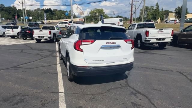 2023 GMC Terrain SLE