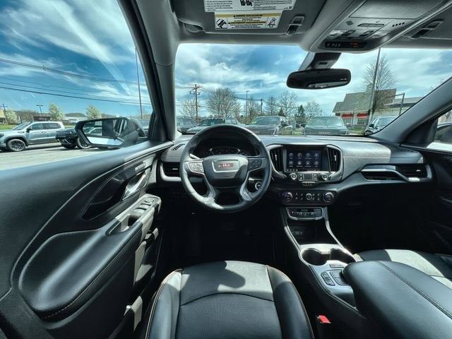 2024 GMC Terrain AT4