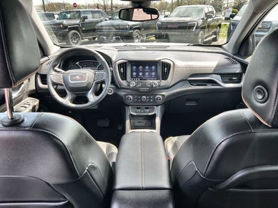 2024 GMC Terrain AT4