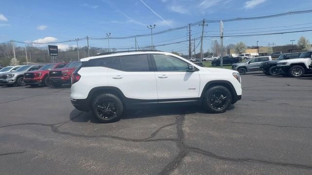 2024 GMC Terrain AT4