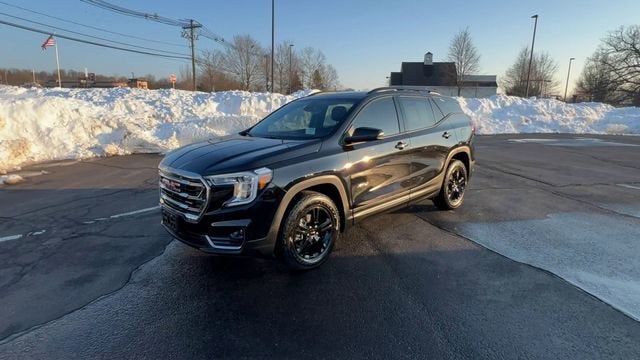 2024 GMC Terrain AT4