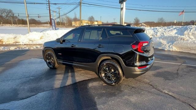 2024 GMC Terrain AT4