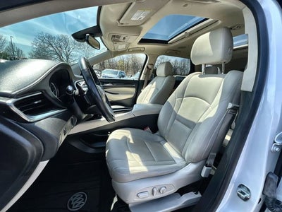 2023 Buick Enclave Essence